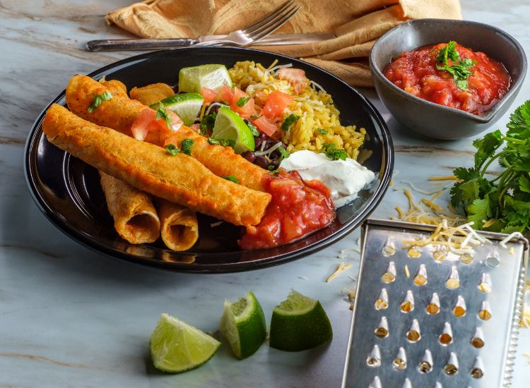 Taquitos mexicains roulés croustillants – Recette Tex-Mex maison
